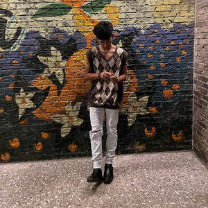 Meet your Posher, Daniel